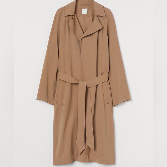 H&M Jackets & Blazers - H&M Women’s Tan Lightweight Double Breasted Trench Coat